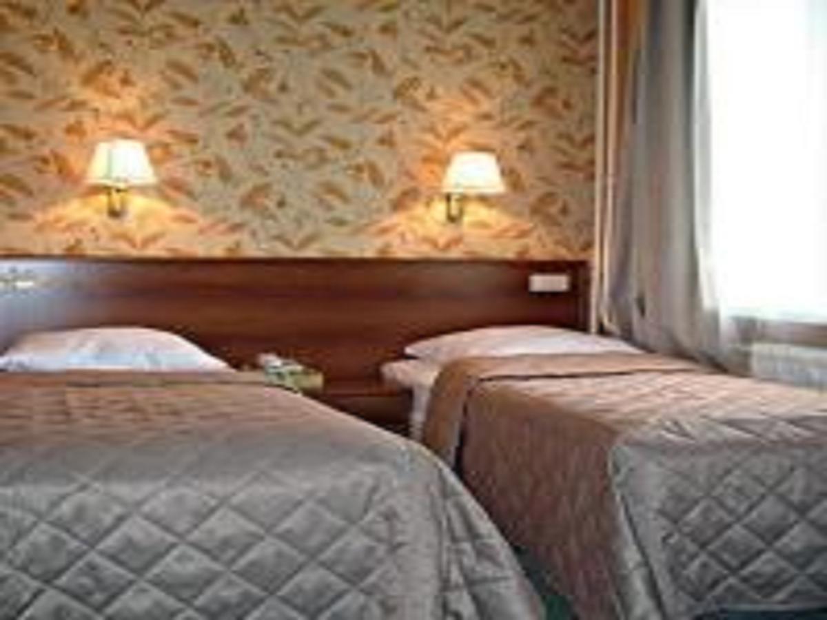 M Plaza Hotel Аккра Экстерьер фото